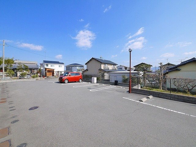 エクセルコートＢの駐車場|駐車場完備です