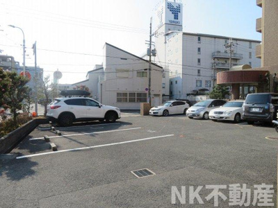 【駐車場】 | グランドゥール西岡（吉田賃貸） | 駐車スペースもあります