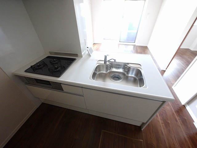 シャーメゾンＦＵＪＩＭＯＴＯのキッチン|キッチンです