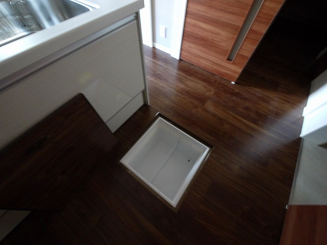 シャーメゾンＦＵＪＩＭＯＴＯの収納|大きなものも収納できそうです