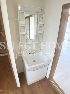 【独立洗面台】 | コーポすずきＡ棟 | 使いやすい独立洗面台です