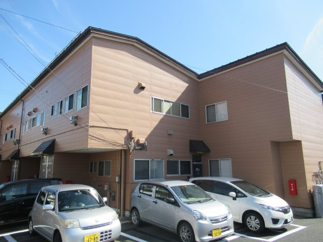 レ・アール南原の外観