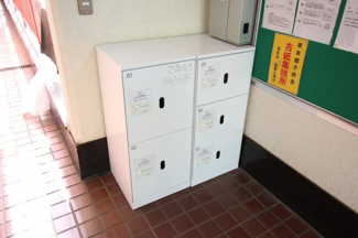 【その他共用部分】 | あると便利な宅配ボックスを完備♪