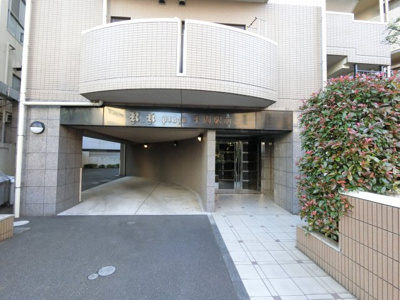【エントランス】 | アール・ケープラザ平間駅前 | エントランスアプローチ