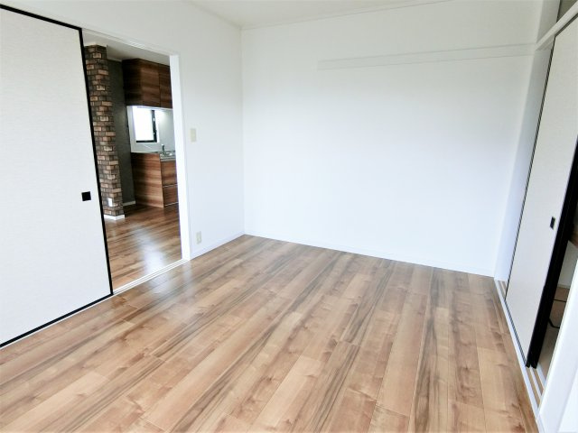 ファーストコーポ八千代の洋室