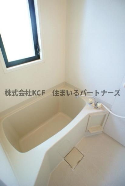 グランディールの浴室|落ち着いた空間のお風呂です