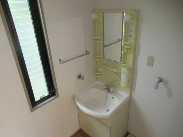 ローレルさくらの独立洗面台