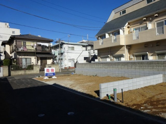 【前面道路含む現地写真】