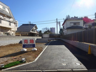 【前面道路含む現地写真】