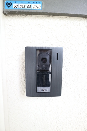 メゾンフレールのセキュリティ|参考、同建物・反転間取りの号室