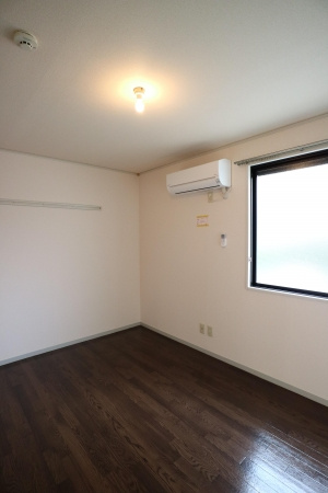 メゾンフレールの寝室|参考、同建物・反転間取りの号室