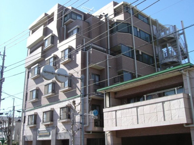 【外観】 | ライオンズマンション府中宮町 | 重厚感のある外壁タイル貼りです。