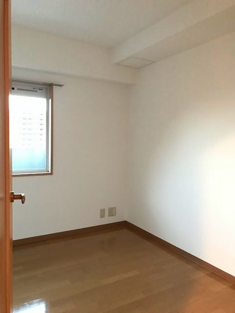 ヒルシュガッセの洋室