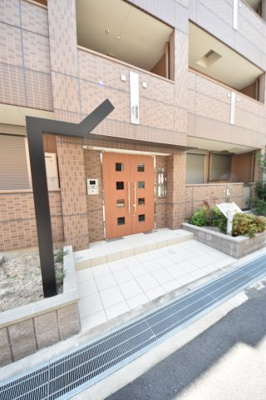 【エントランス】 | アヴァンティ三宮