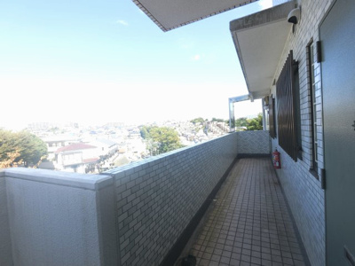 【その他共用部分】 | 第二永田町タウンハウス | 外側の廊下です。
