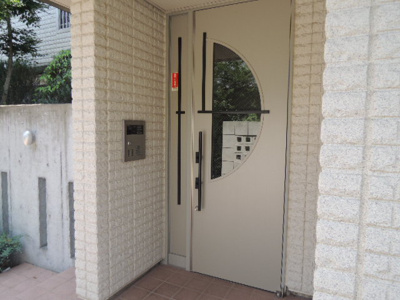 【エントランス】