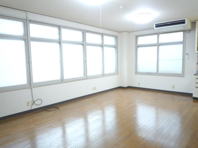 本郷三丁目ビルの洋室|洋室