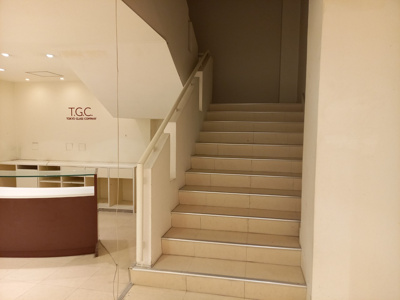 【内装】 | フジヤビル | 内階段