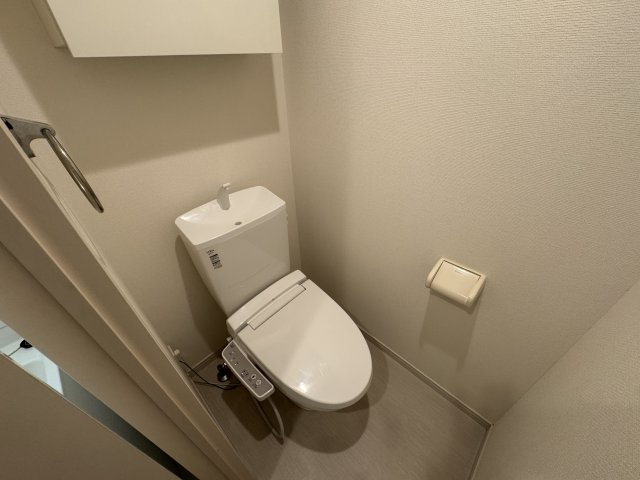 リブリ・ソレイユミヤビのトイレ|シャワー付き暖房便座