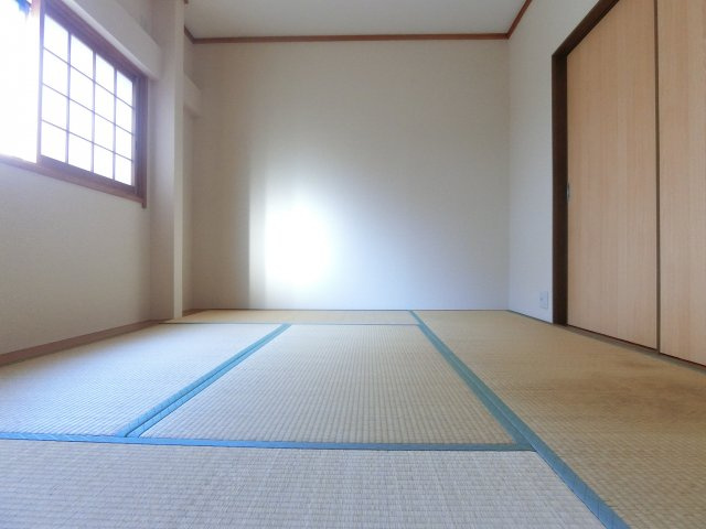 栄町ハイツの子供部屋