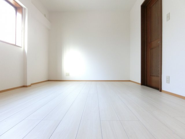 栄町ハイツの寝室