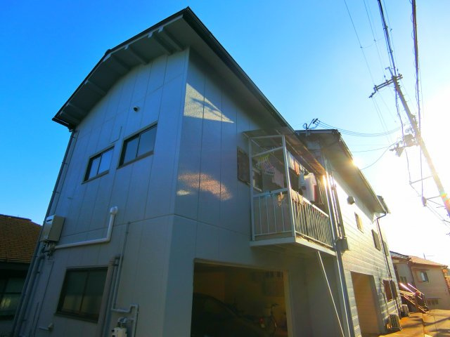 栄町ハイツの外観