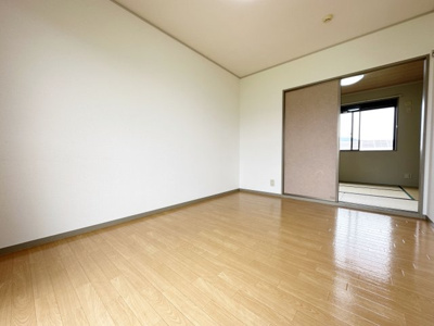 【洋室】 | ハイツシエラ