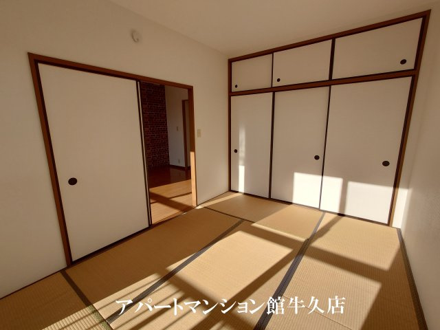 ハイツサンパークの和室