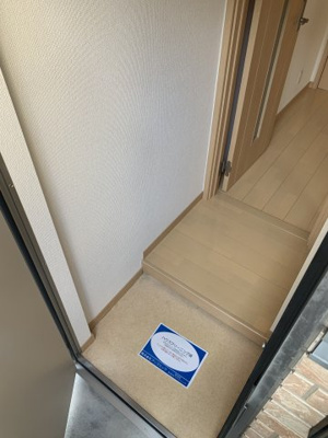 【玄関】 | ヴィエィユリビエール