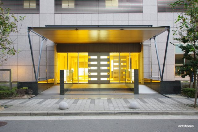 ウェリスジオ梅田レジデンス　仲介手数料無料のエントランス
