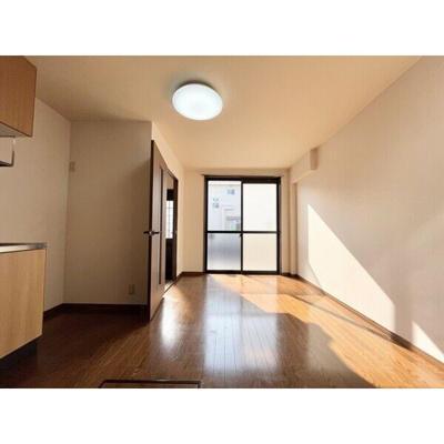 【居間・リビング】 | ブランシェ福泉A