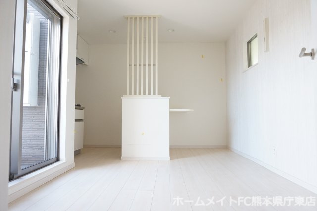 熊本市中央区弥生町のアパートの居間・リビング