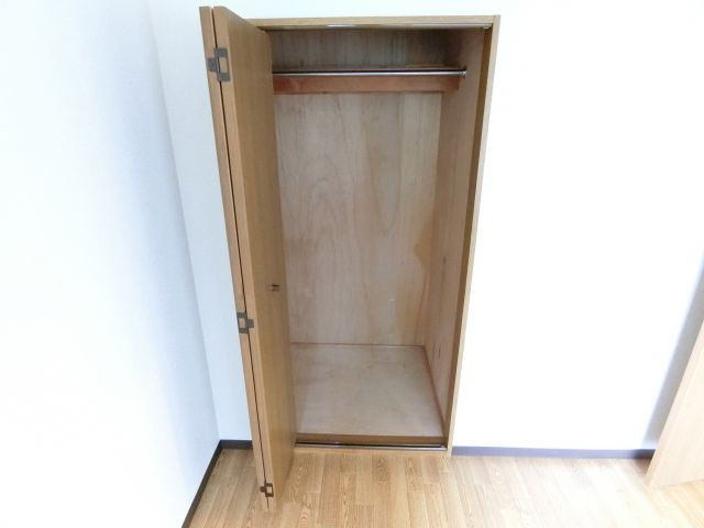 シャルム西之山の収納