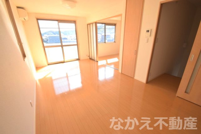 【居間・リビング】 | シャーメゾン日開野 | おしゃれな居間です