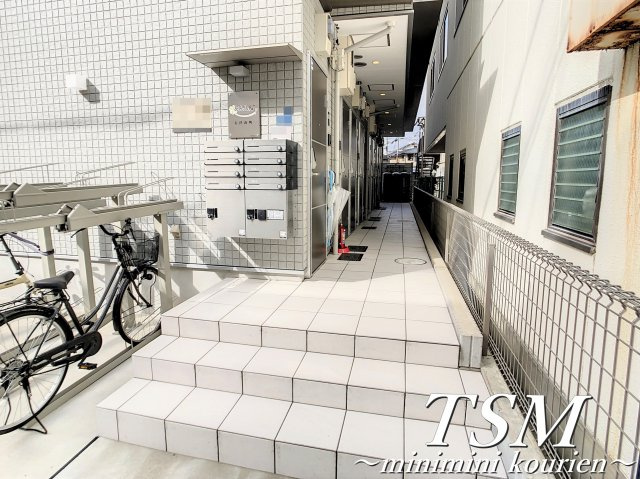 あんしん+石津南町 08-4005のエントランス
