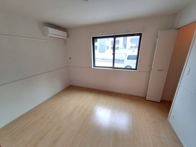 プランタンＧの洋室