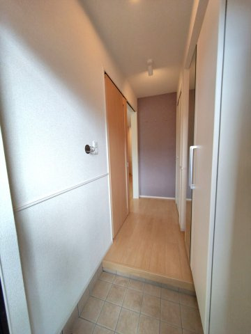 プランタンＧの玄関