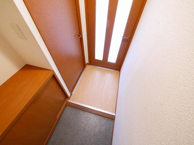 フルーエントⅣの玄関|シンプルで使いやすい玄関です