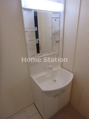 【独立洗面台】 | モダンアパートメント梅田North