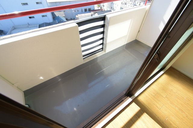 ラパンジール阿波座のバルコニー
