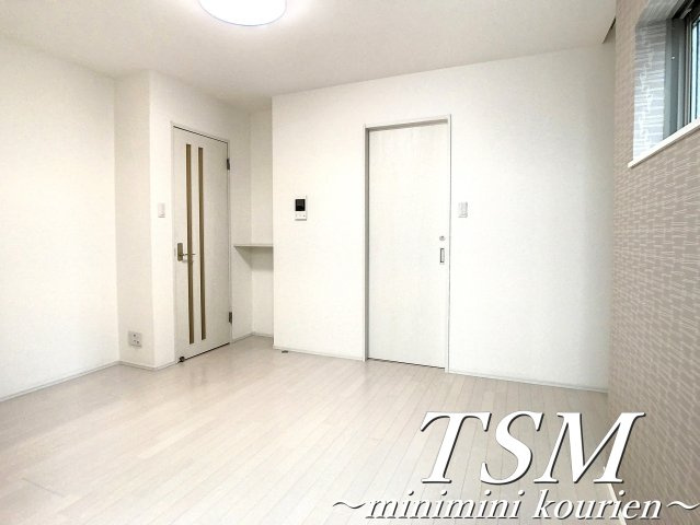 ＥＡＳＥ．Ｋｏｒｉｅｎの寝室