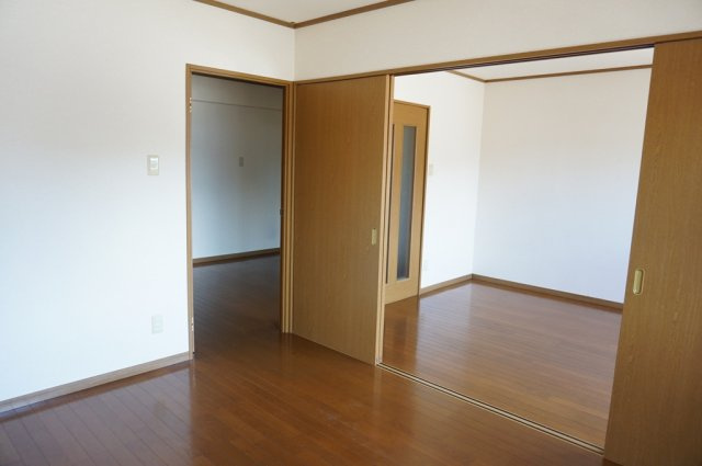 ユーミー・ＹＭＧ津志田の寝室