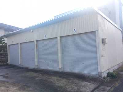 【外観】 | ガレージＹ＆Ｓ | 前面道路より撮影