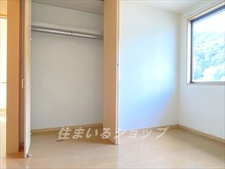 広島市安佐北区三入１丁目のアパートの収納|クローゼット