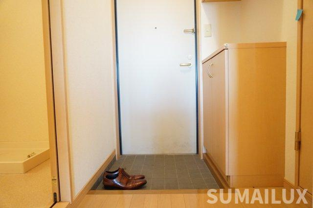アーバンスペース弓削の玄関