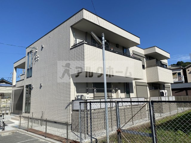 メゾン・ファミーユの外観|メゾン・ファミーユ（柏原市安堂町・安堂駅）
