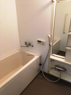 【浴室】 | さくらいマンション石田浜 | 落ち着いた空間のお風呂です