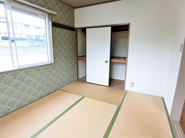 グリーンカサマハイツの和室