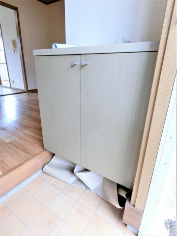 グリーンカサマハイツの玄関