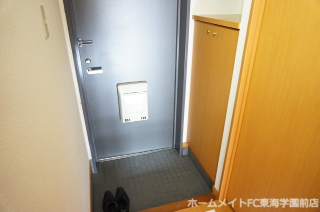 熊本市中央区九品寺１丁目の賃貸マンションの玄関